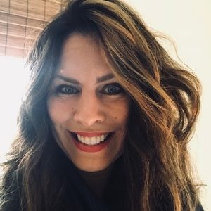 Meet your Posher, Deb